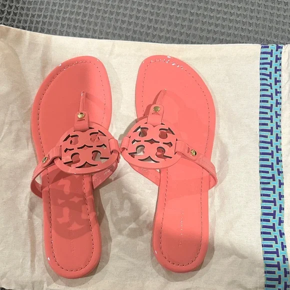 Tory Burch Coral Pink Thong Sandals - Picture 2 of 5